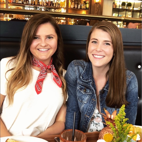 Meet your Posher, Casey - Picture 3 of 4